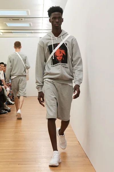 Look 36